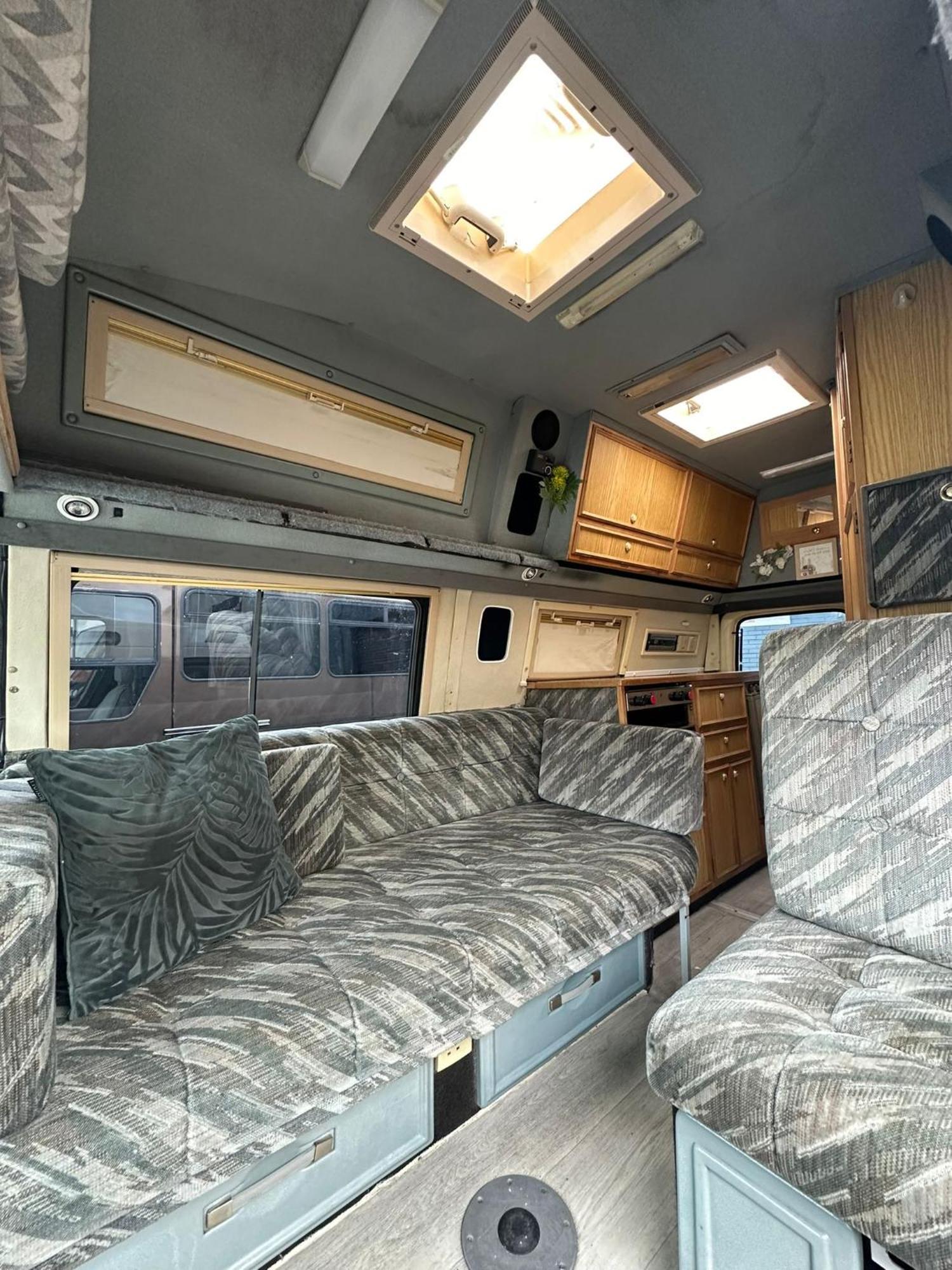 Retro Camper Hire Hotel Dublin Exterior photo