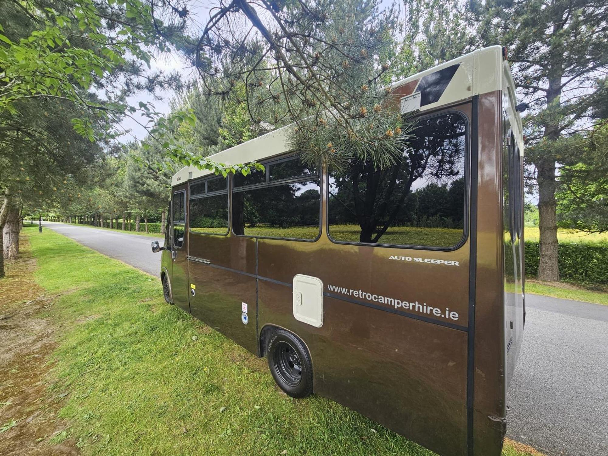 Retro Camper Hire Hotel Dublin Exterior photo